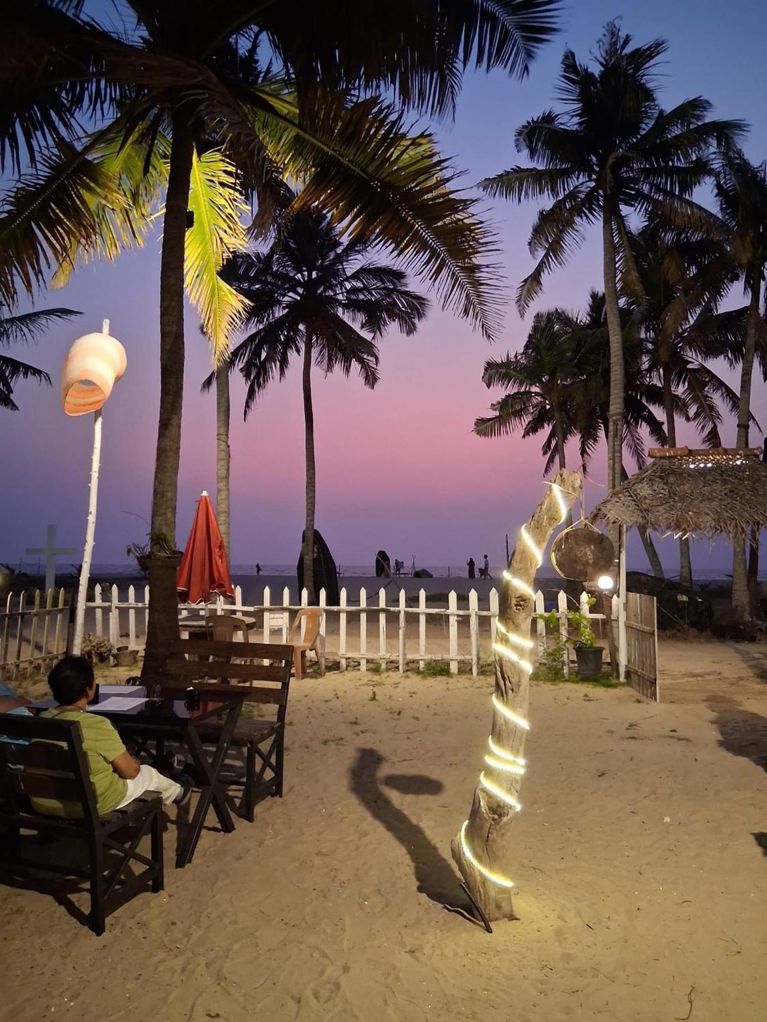 Shoreline Marari Beach Villa At Golden Beach Mararikulam Alappuzha 外观 照片